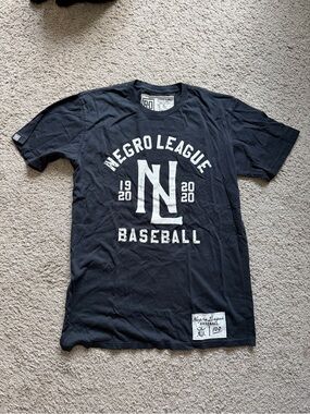 NWOT Roots Of Fight Black Vintage print negro baseball league t-shirt men’s XL